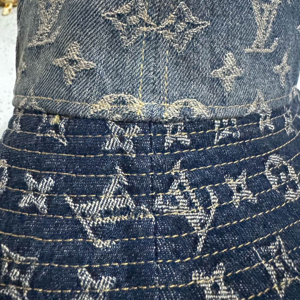 Louis Vuitton Multicolor Floral Bucket Hat Reversible denim print - Picture 11 of 11